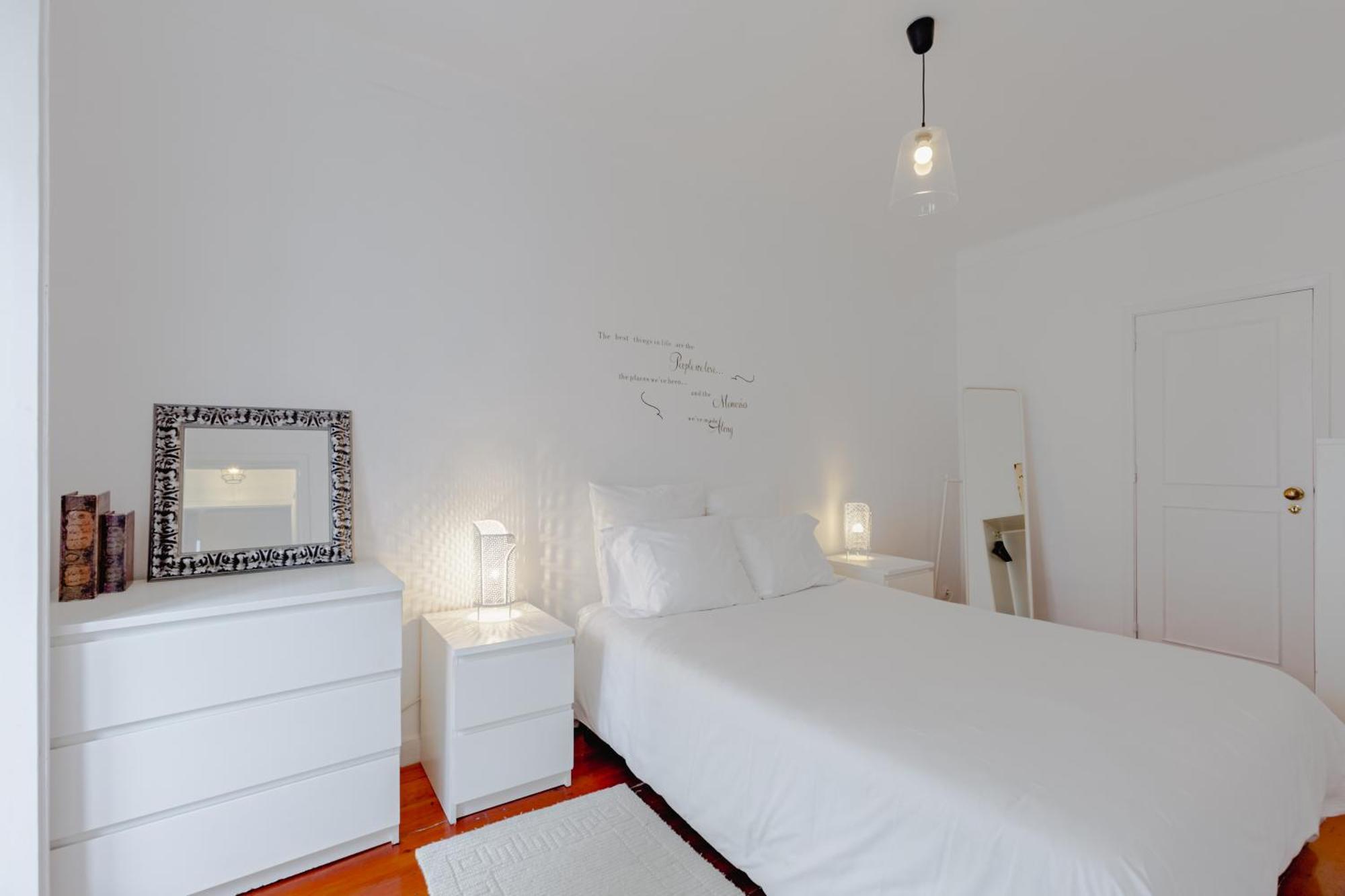 Visit Lisbon 4Fun - Anjos Apartment Exteriör bild